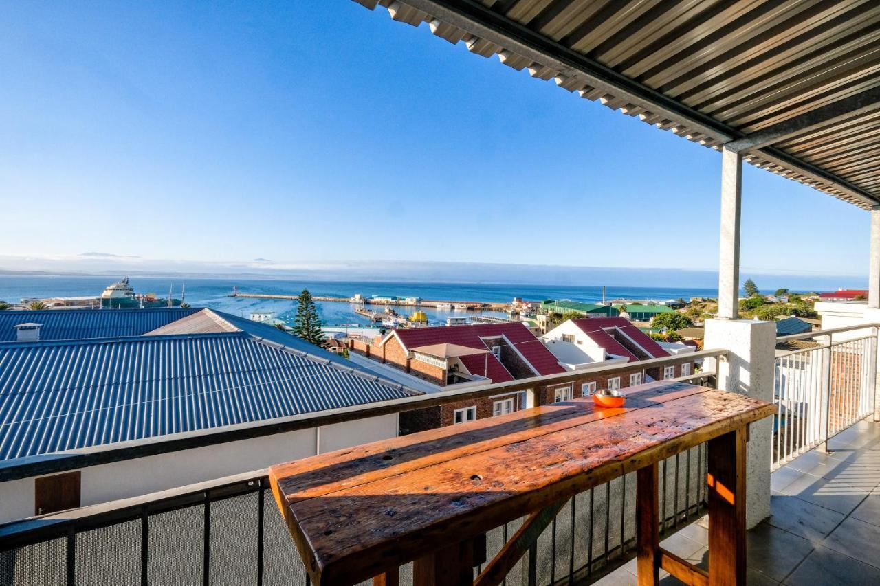 Awesome Ocean View Apartment Мозел Бей Екстериор снимка